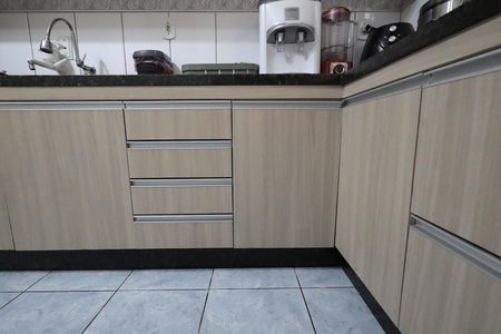 Casa à venda com 290m², 3 quartos e 5 vagas Casa à venda com 290m², 3 quartos e 5 vagasCozinha