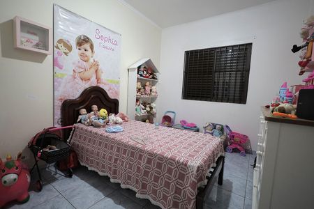 Casa à venda com 290m², 3 quartos e 5 vagas Casa à venda com 290m², 3 quartos e 5 vagasQuarto 2