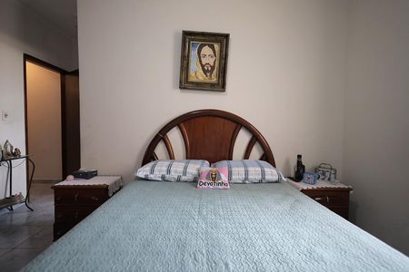 Casa à venda com 290m², 3 quartos e 5 vagas Casa à venda com 290m², 3 quartos e 5 vagasQuarto Suíte
