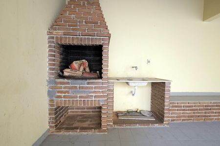Casa à venda com 290m², 3 quartos e 5 vagas Casa à venda com 290m², 3 quartos e 5 vagasQuintal e Churrasqueira