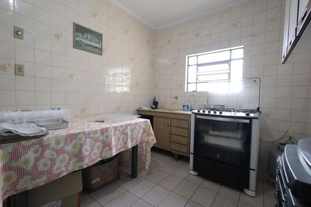 Casa à venda com 290m², 3 quartos e 5 vagas Casa à venda com 290m², 3 quartos e 5 vagasCozinha