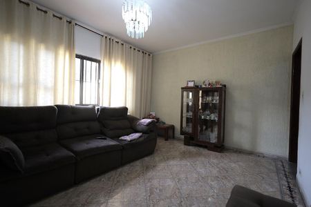 Casa à venda com 290m², 3 quartos e 5 vagas Casa à venda com 290m², 3 quartos e 5 vagasSala