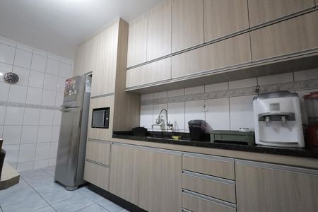 Casa à venda com 290m², 3 quartos e 5 vagas Casa à venda com 290m², 3 quartos e 5 vagasCozinha
