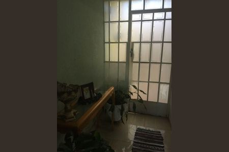 Casa à venda com 196m², 3 quartos e 2 vagas