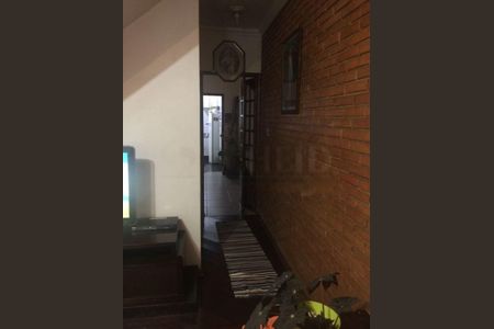 Casa à venda com 196m², 3 quartos e 2 vagas