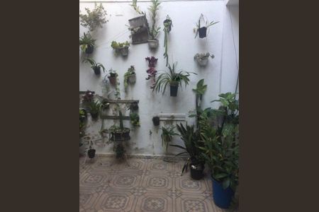 Casa à venda com 196m², 3 quartos e 2 vagas