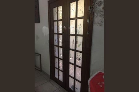Casa à venda com 196m², 3 quartos e 2 vagas