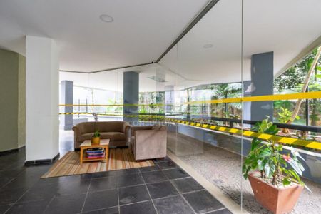 Apartamento à venda com 45m², 2 quartos e 1 vaga