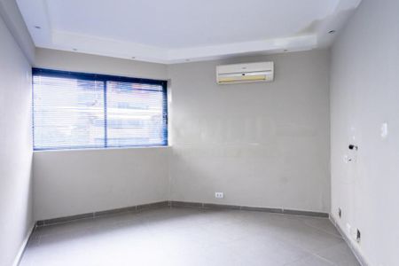 Apartamento à venda com 45m², 2 quartos e 1 vaga