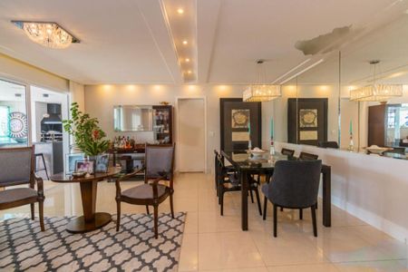 Apartamento à venda com 3 quartos, 146m² em Vila Alexandria, São Paulo