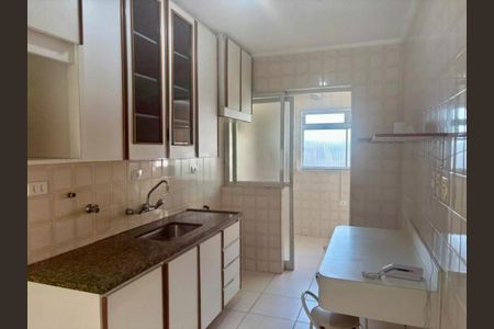 Apartamento à venda com 64m², 2 quartos e 1 vaga