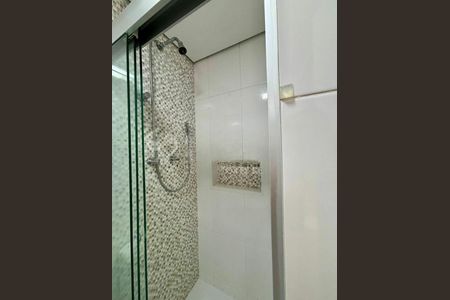Apartamento à venda com 64m², 2 quartos e 1 vaga