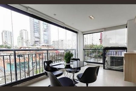 Apartamento à venda com 64m², 2 quartos e 1 vaga
