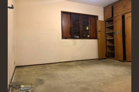 Casa à venda com 3 quartos, 212m² em Jardim Umuarama, São Paulo