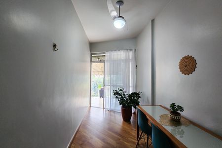 Apartamento à venda com 54m², 1 quarto e 1 vaga Apartamento à venda com 54m², 1 quarto e 1 vagaSala