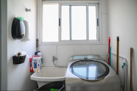 Apartamento à venda com 87m², 3 quartos e 2 vagas Apartamento à venda com 87m², 3 quartos e 2 vagasÁrea de Serviço