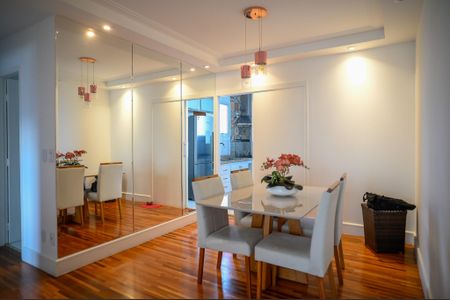 Apartamento à venda com 87m², 3 quartos e 2 vagas Apartamento à venda com 87m², 3 quartos e 2 vagasSala