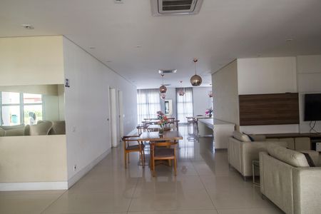 Apartamento à venda com 57m², 2 quartos e 1 vaga Apartamento à venda com 57m², 2 quartos e 1 vagaÁrea comum - Salão de festas