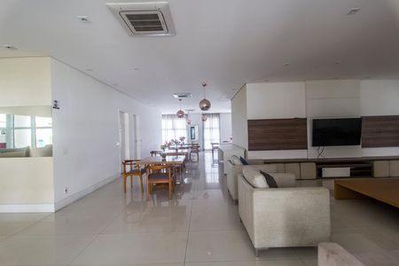 Apartamento à venda com 57m², 2 quartos e 1 vaga Apartamento à venda com 57m², 2 quartos e 1 vagaÁrea comum - Salão de festas