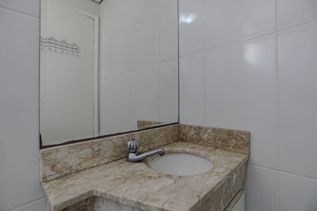 Apartamento para alugar com 57m², 2 quartos e 1 vaga Apartamento para alugar com 57m², 2 quartos e 1 vagaBanheiro