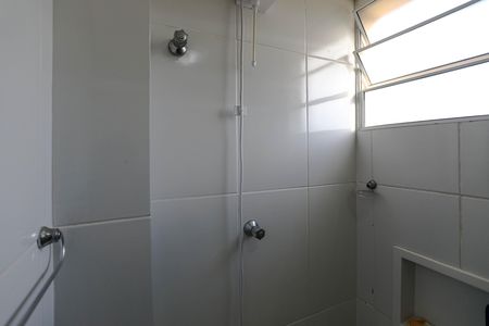 Apartamento para alugar com 57m², 2 quartos e 1 vaga Apartamento para alugar com 57m², 2 quartos e 1 vagaBanheiro