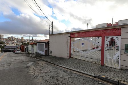 Apartamento para alugar com 57m², 2 quartos e 1 vaga Apartamento para alugar com 57m², 2 quartos e 1 vagaFachada