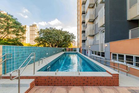 Studio para alugar com 20m², 1 quarto e sem vaga Studio para alugar com 20m², 1 quarto e sem vagaÁrea comum - Piscina