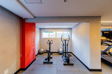 Studio para alugar com 20m², 1 quarto e sem vaga Studio para alugar com 20m², 1 quarto e sem vagaÁrea comum - Academia