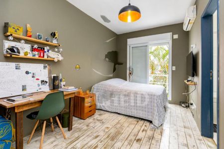 Casa à venda com 540m², 3 quartos e 3 vagas