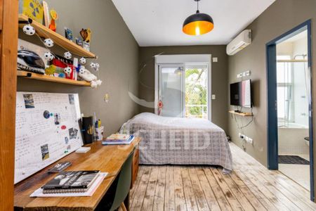 Casa à venda com 540m², 3 quartos e 3 vagas