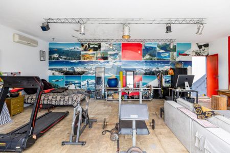 Casa à venda com 540m², 3 quartos e 3 vagas