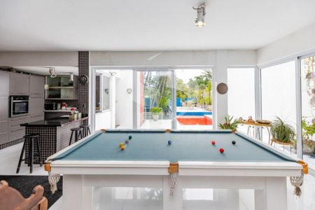 Casa à venda com 540m², 3 quartos e 3 vagas