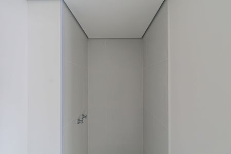 Apartamento à venda com 42m², 2 quartos e sem vaga Apartamento à venda com 42m², 2 quartos e sem vagaBanheiro