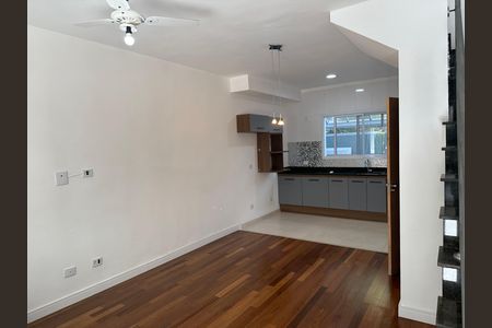 Casa de condomínio para alugar com 105m², 3 quartos e 2 vagasCozinha