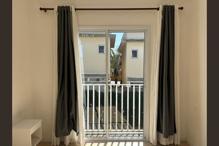 Casa de condomínio para alugar com 105m², 3 quartos e 2 vagasSuite