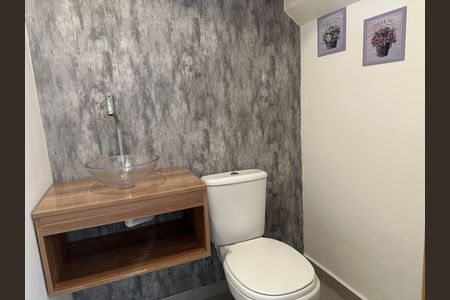 Casa de condomínio para alugar com 105m², 3 quartos e 2 vagasLavabo