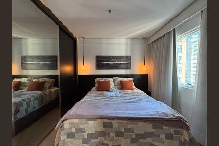 Apartamento para alugar com 33m², 1 quarto e 1 vaga Apartamento para alugar com 33m², 1 quarto e 1 vagaStudio