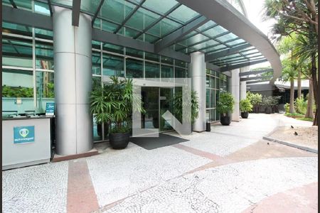 Apartamento para alugar com 33m², 1 quarto e 1 vaga Apartamento para alugar com 33m², 1 quarto e 1 vagaFachada