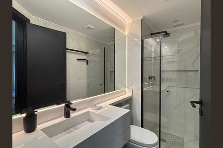 Banheiro de apartamento à venda com 1 quarto, 33m² em Vila Olímpia, São Paulo