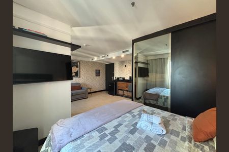 Apartamento para alugar com 33m², 1 quarto e 1 vaga Apartamento para alugar com 33m², 1 quarto e 1 vagaStudio