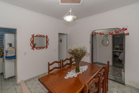Casa à venda com 175m², 3 quartos e 2 vagasSala de Jantar 