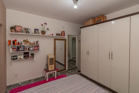 Casa à venda com 175m², 3 quartos e 2 vagasSuite 
