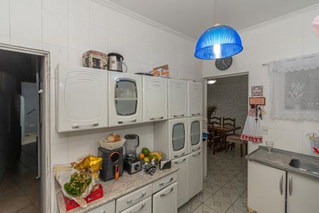 Casa à venda com 175m², 3 quartos e 2 vagasCozinha 