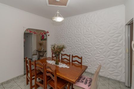 Casa à venda com 175m², 3 quartos e 2 vagasSala de Jantar 