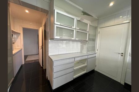 Apartamento à venda com 370m², 4 quartos e 5 vagas
