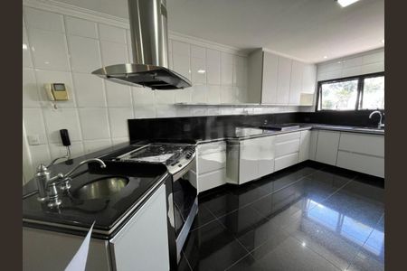 Apartamento à venda com 370m², 4 quartos e 5 vagas