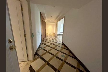 Apartamento à venda com 370m², 4 quartos e 5 vagas