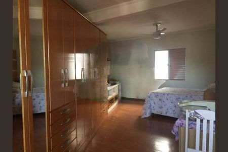 Casa à venda com 3 quartos, 200m² em Jardim Taboao, São Paulo