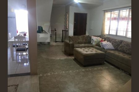 Casa à venda com 3 quartos, 200m² em Jardim Taboao, São Paulo