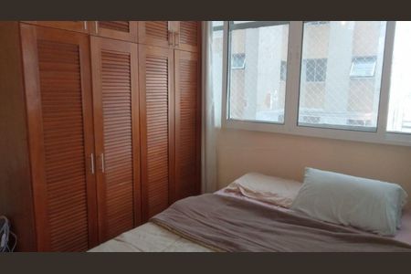 Apartamento à venda com 57m², 1 quarto e sem vaga